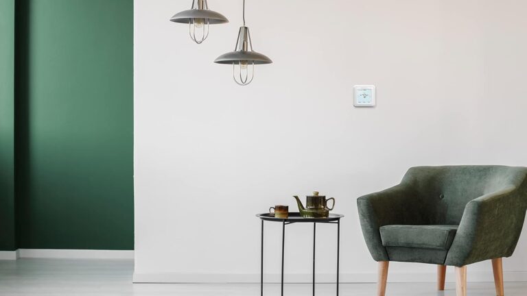 Your Complete Guide to the RTH8560D: Setting Up and Optimizing Your 7 Day Programmable Thermostat